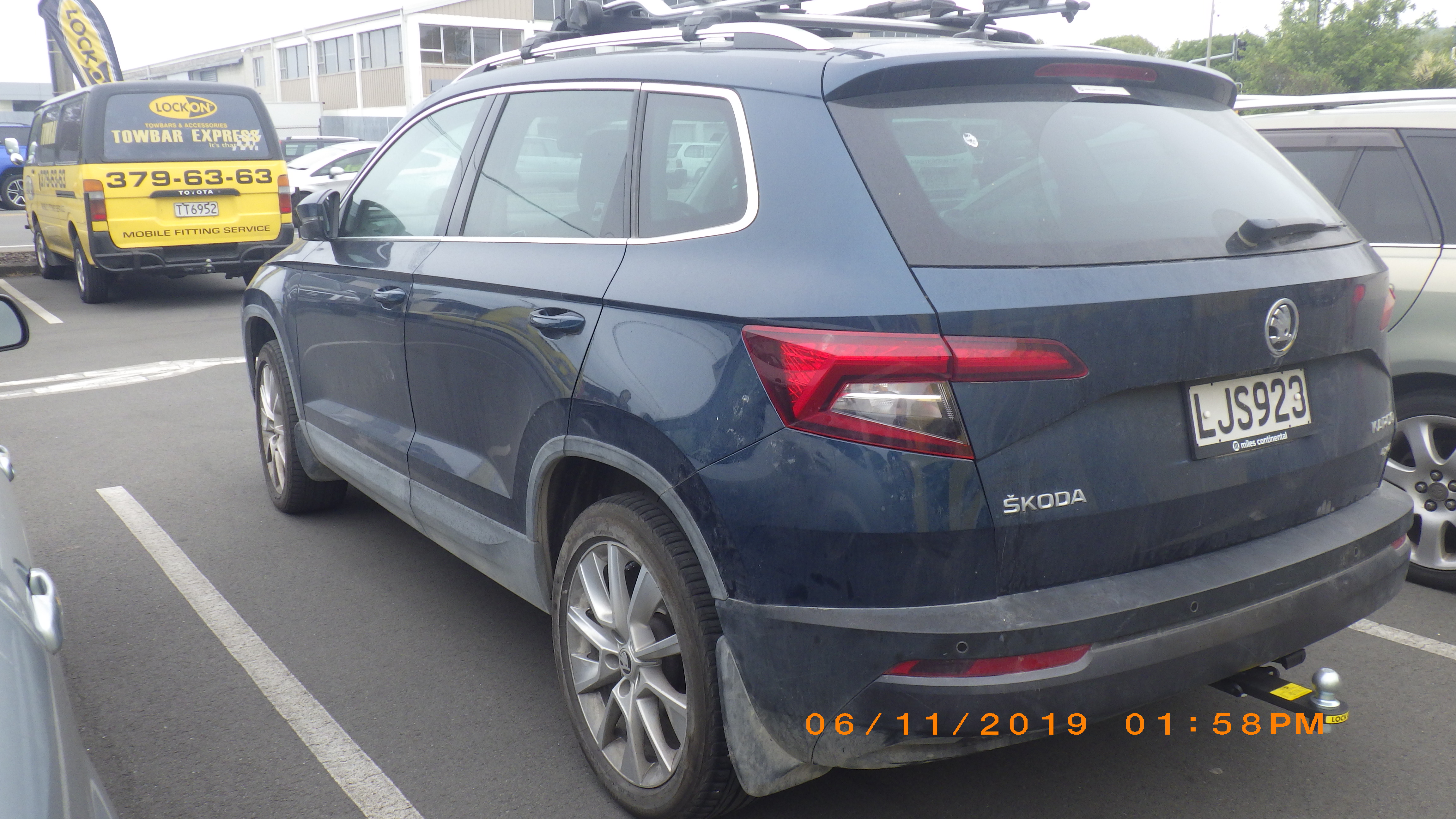SKODA KAROQ